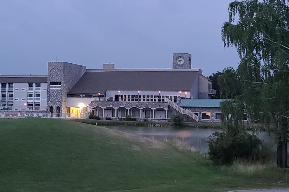 Bay Valley Resort & Conference Centre