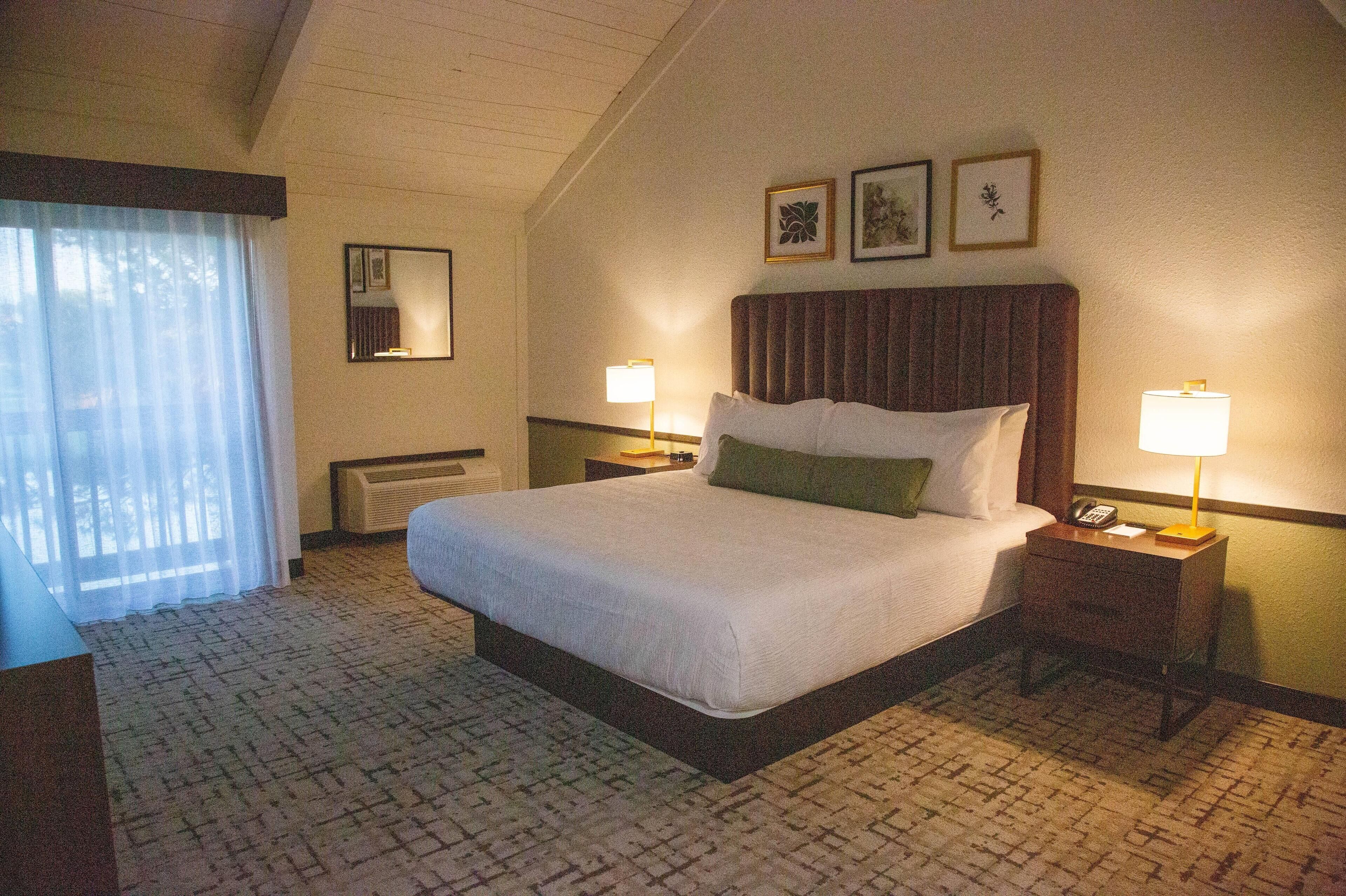 Individually furnished, desk, laptop workspace, blackout curtains