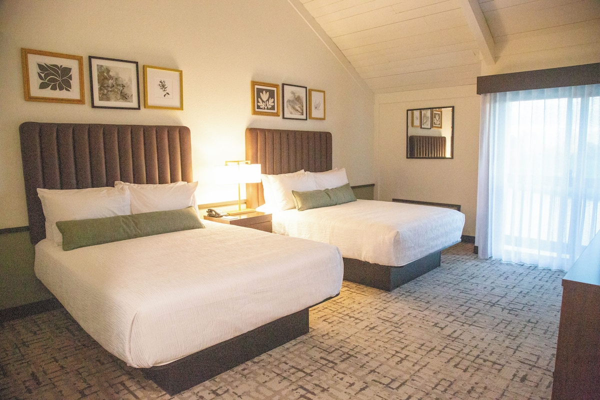 Yksilöllisesti kalustettu, työpöytä