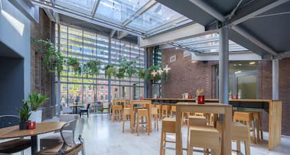 Leonardo Hotel Breda City Center