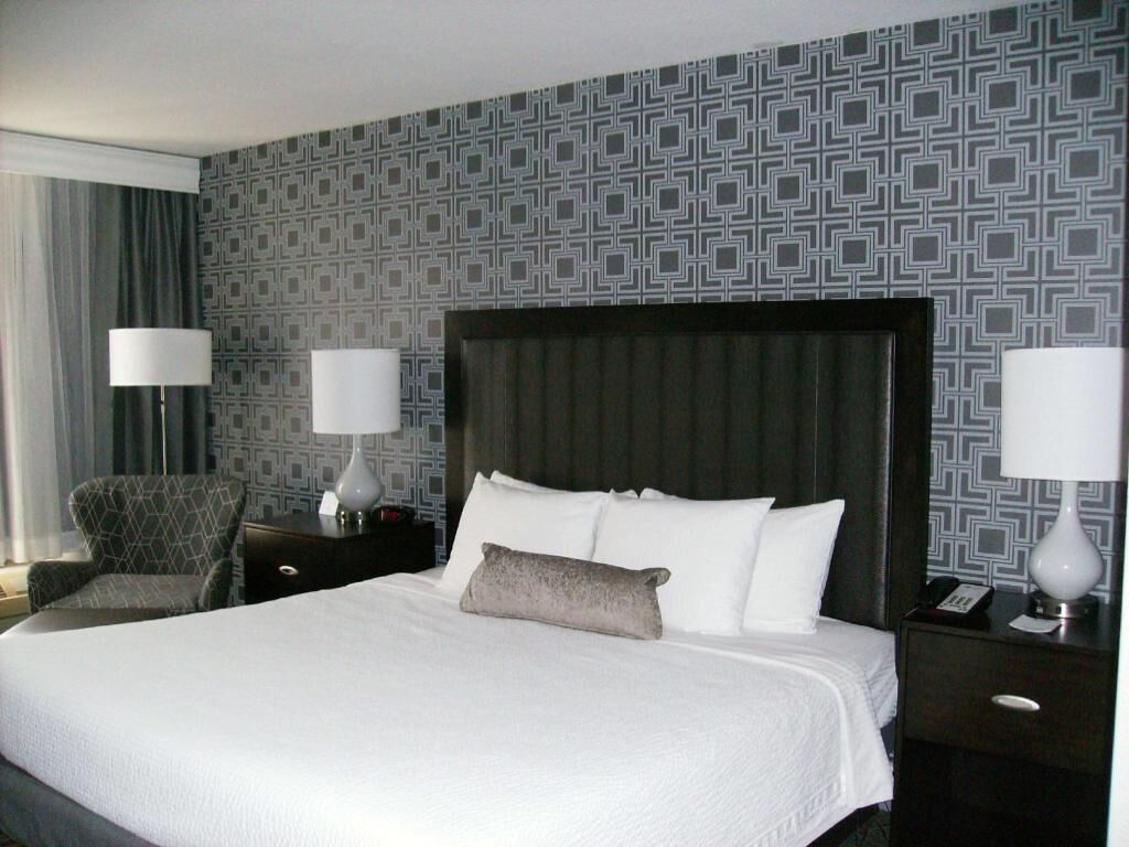 1 chambre, coffres-forts dans les chambres, bureau