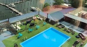 Rooftop pool