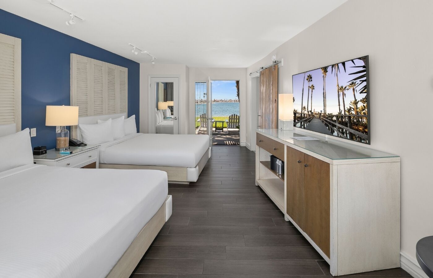 Room, 2 Queen Beds, Lanai (Bayside) | Hypo-allergenic bedding, in-room safe, individually furnished