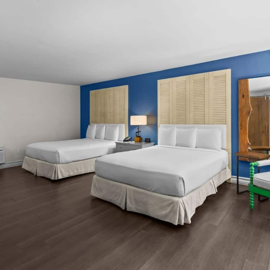 Hypo-allergenic bedding, in-room safe, individually furnished