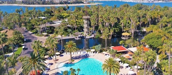Paradise Point Resort & Spa