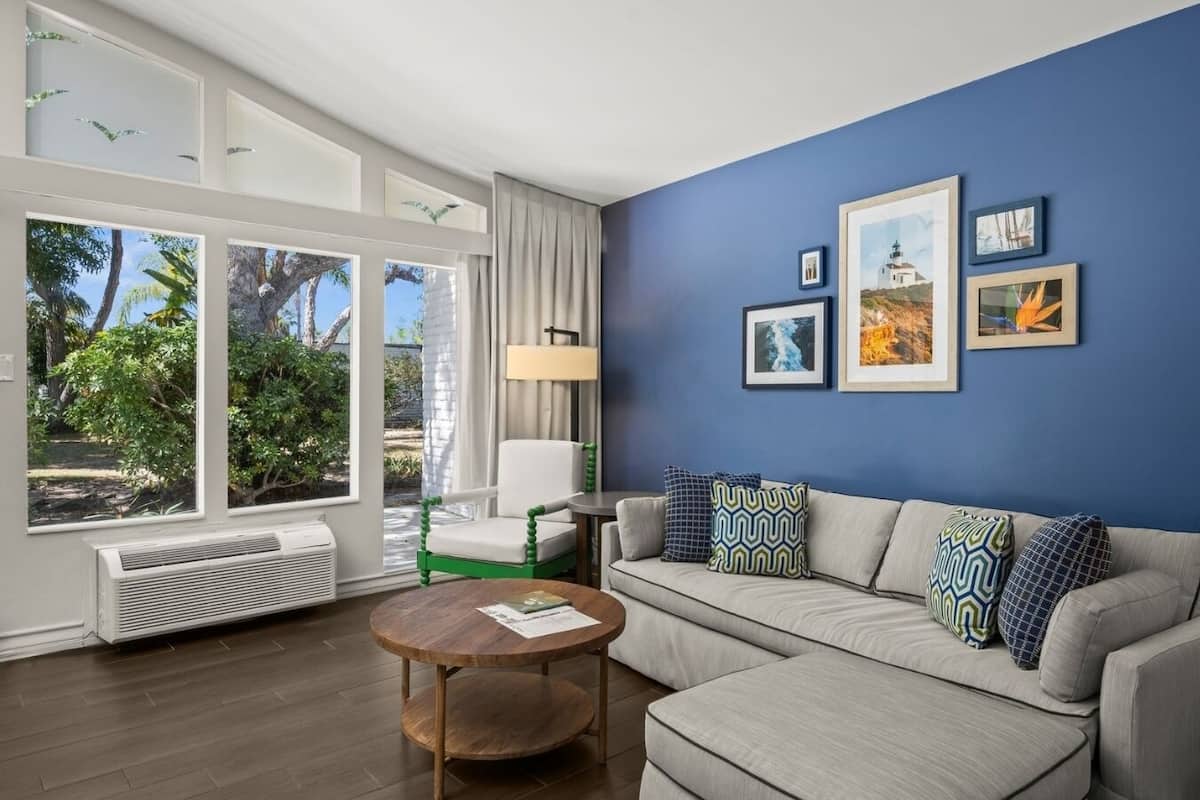 Junior Garden Suite, 1 King Bed | Living area | 60-inch LCD TV with cable channels, TV, table tennis