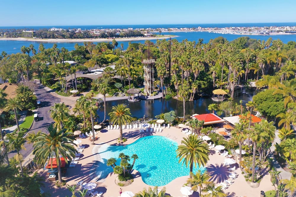 Paradise Point Resort & Spa
