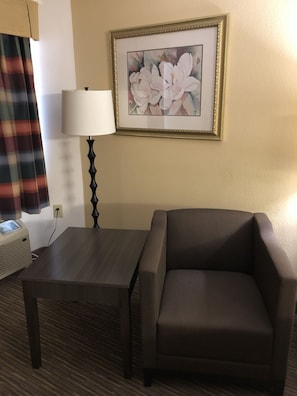 Standard Room, 1 King Bed, Smoking