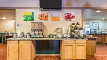 Free daily buffet breakfast