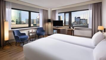 Phòng Tiêu chuẩn (View) | 1 phòng ngủ, bộ đồ giường cao cấp, minibar, két bảo mật tại phòng