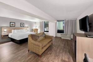 Suite, 1 très grand lit et 1 canapé-lit, non-fumeur