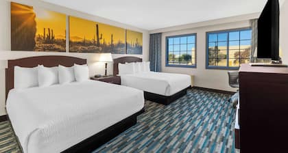Days Inn & Suites by Wyndham Mesa Near Phoenix
