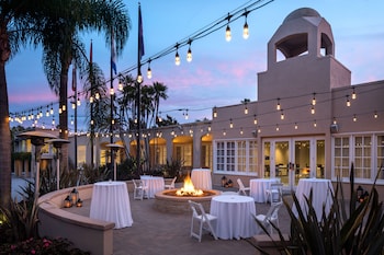 Outdoor banquet area at Hyatt Regency Newport Beach
