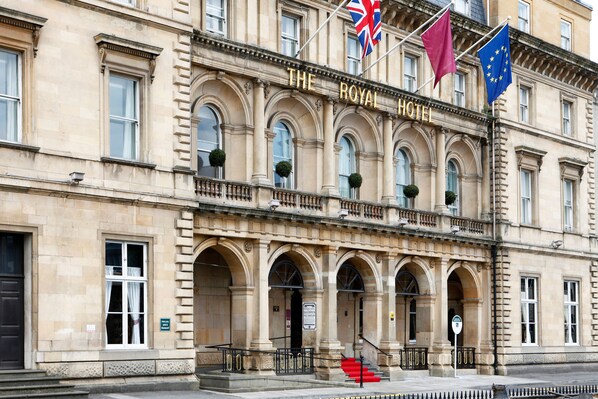 The Royal Hotel with a classical facade, arched windows, and a prominent entrance. - The Royal Hotel Hull (Hull)