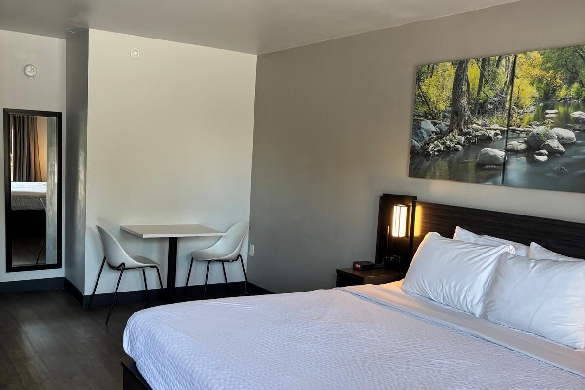 Suite, 1 King Bed, Non Smoking | Living area | LED TV