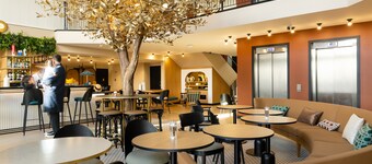 Novotel Paris Suresnes Longchamp