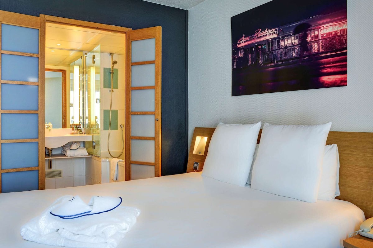 Call girl Suresnes Whores Suresnes