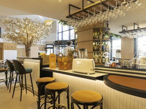 酒吧（店内）