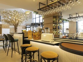 Bar (en el alojamiento)
