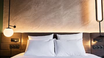 Chambre Supérieure, 1 grand lit | Literie de qualité supérieure, coffres-forts dans les chambres, bureau