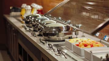 Free daily buffet breakfast