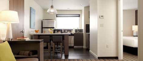 1 bedroom, desk, laptop workspace, blackout drapes