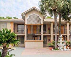 Exterior - Quality Inn near Manatee Springs State Park (Chiefland)
