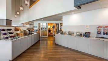 Free daily full breakfast