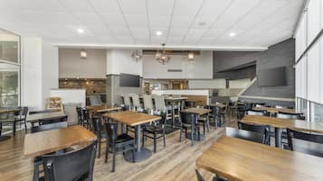Free daily full breakfast