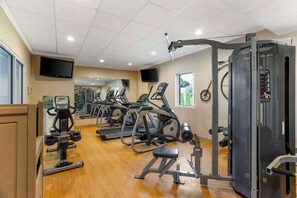 Fitness facility - Best Western Plus Revere Inn & Suites (Paradise)