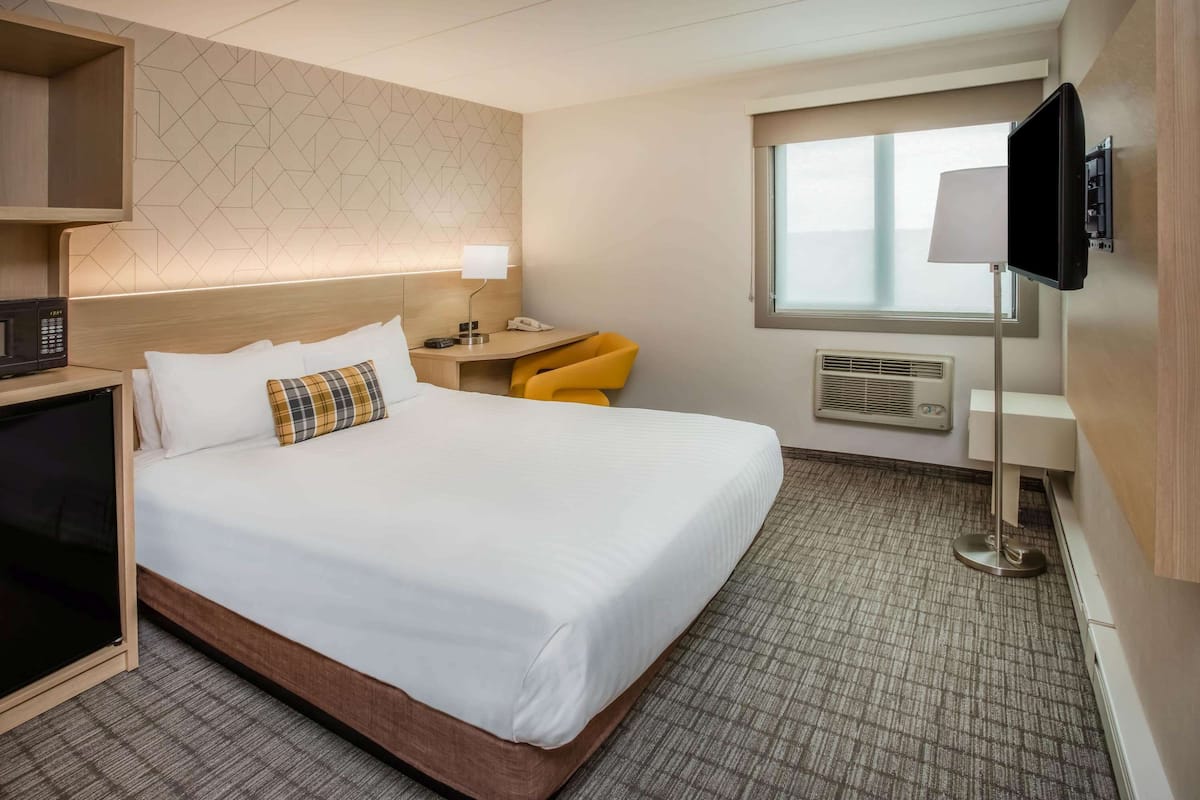 In-room safe, desk, blackout drapes, iron/ironing board