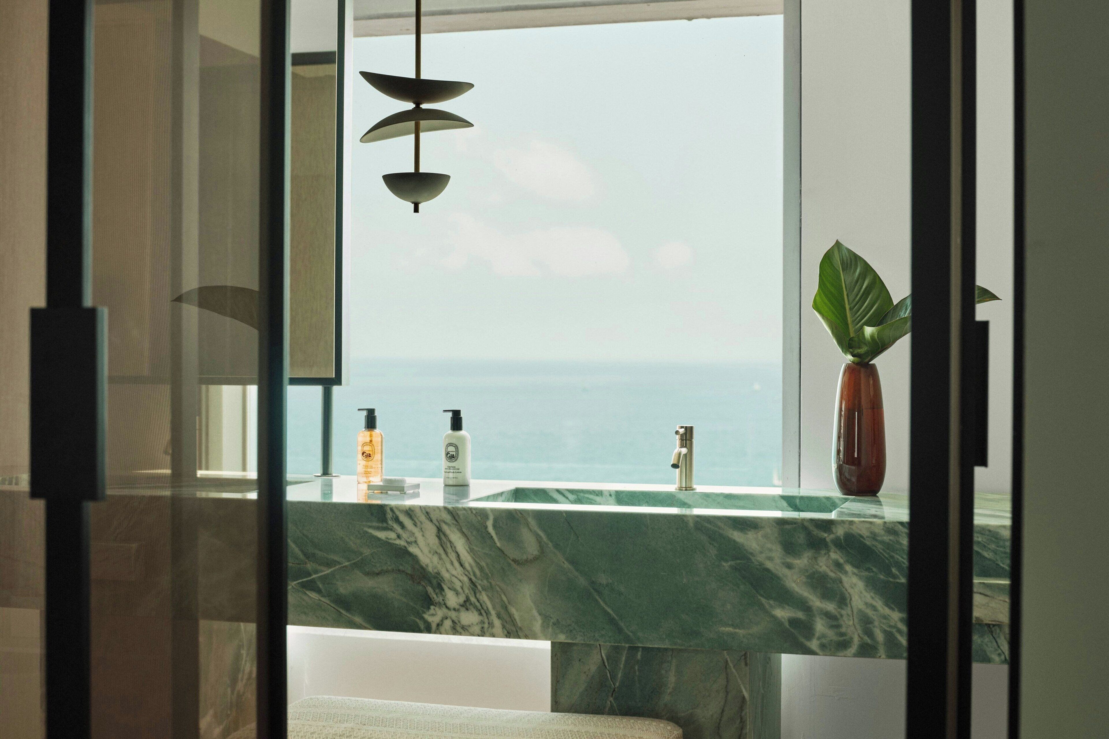 separate bathtub and shower, deep-soaking bathtub, free toiletries