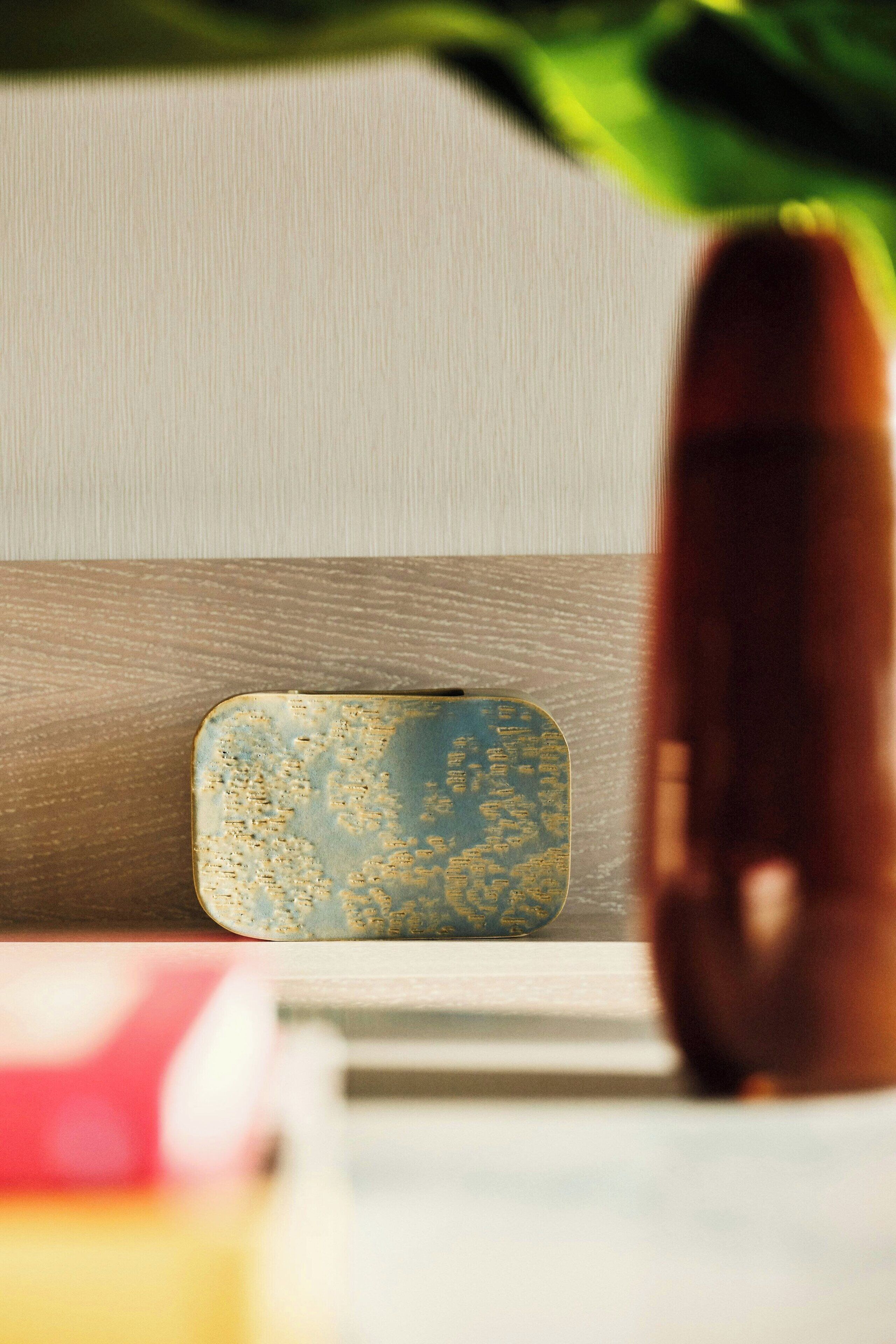 Roupas de cama premium, frigobar, cofres nos quartos