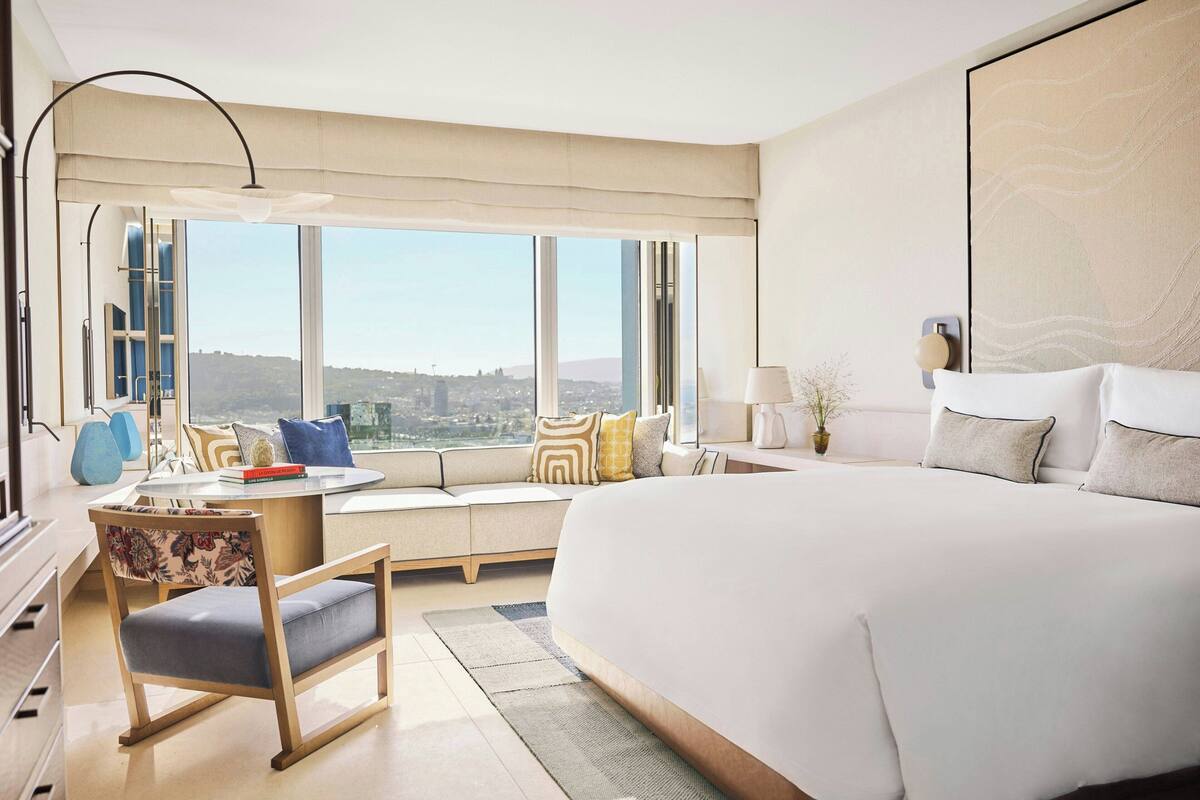 ルーム キングベッド 1 台 シティビュー (Panorama City View) | 高級寝具、ミニバー、セーフティボックス (室内)、デスク
