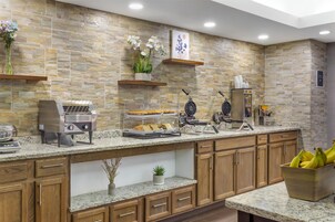 Free daily buffet breakfast