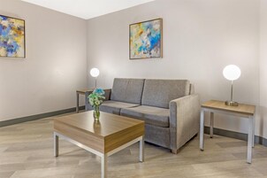 Premium bedding, pillowtop beds, desk, laptop workspace