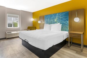 Standard Room, 1 King Bed, Accessible, Refrigerator & Microwave | 1 bedroom, premium bedding, pillowtop beds, desk