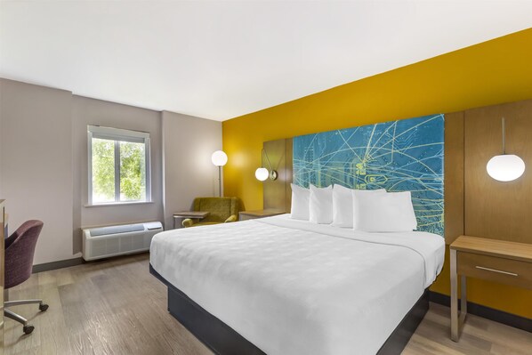 Standard Room, 1 King Bed, Accessible, Refrigerator & Microwave