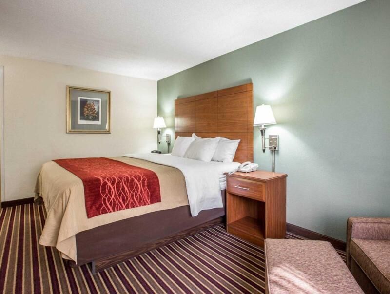Premium bedding, pillowtop beds, desk, laptop workspace