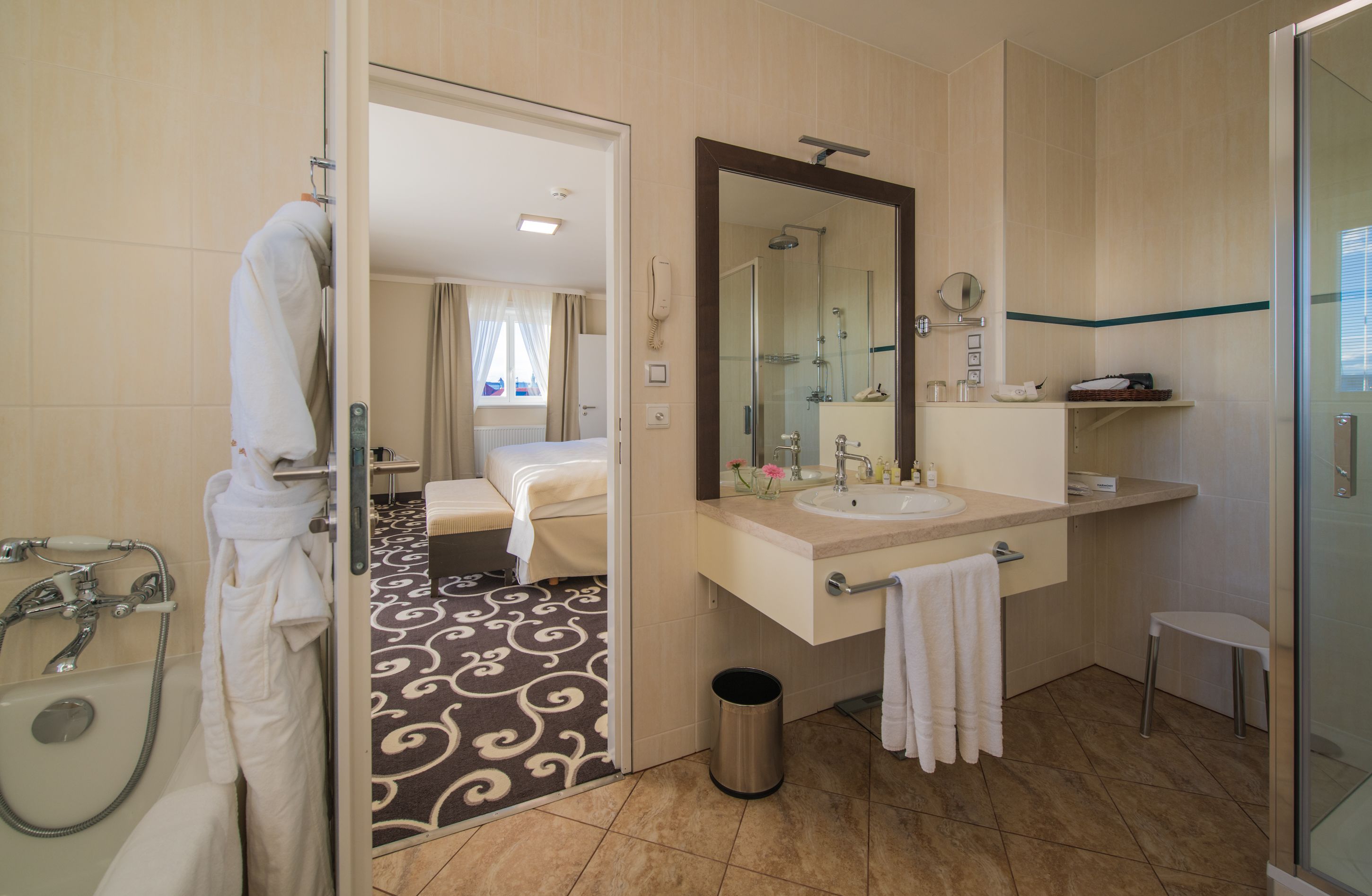 grand suite, terrace | bathroom | bathtub, hair dryer, bathrobes, slippers