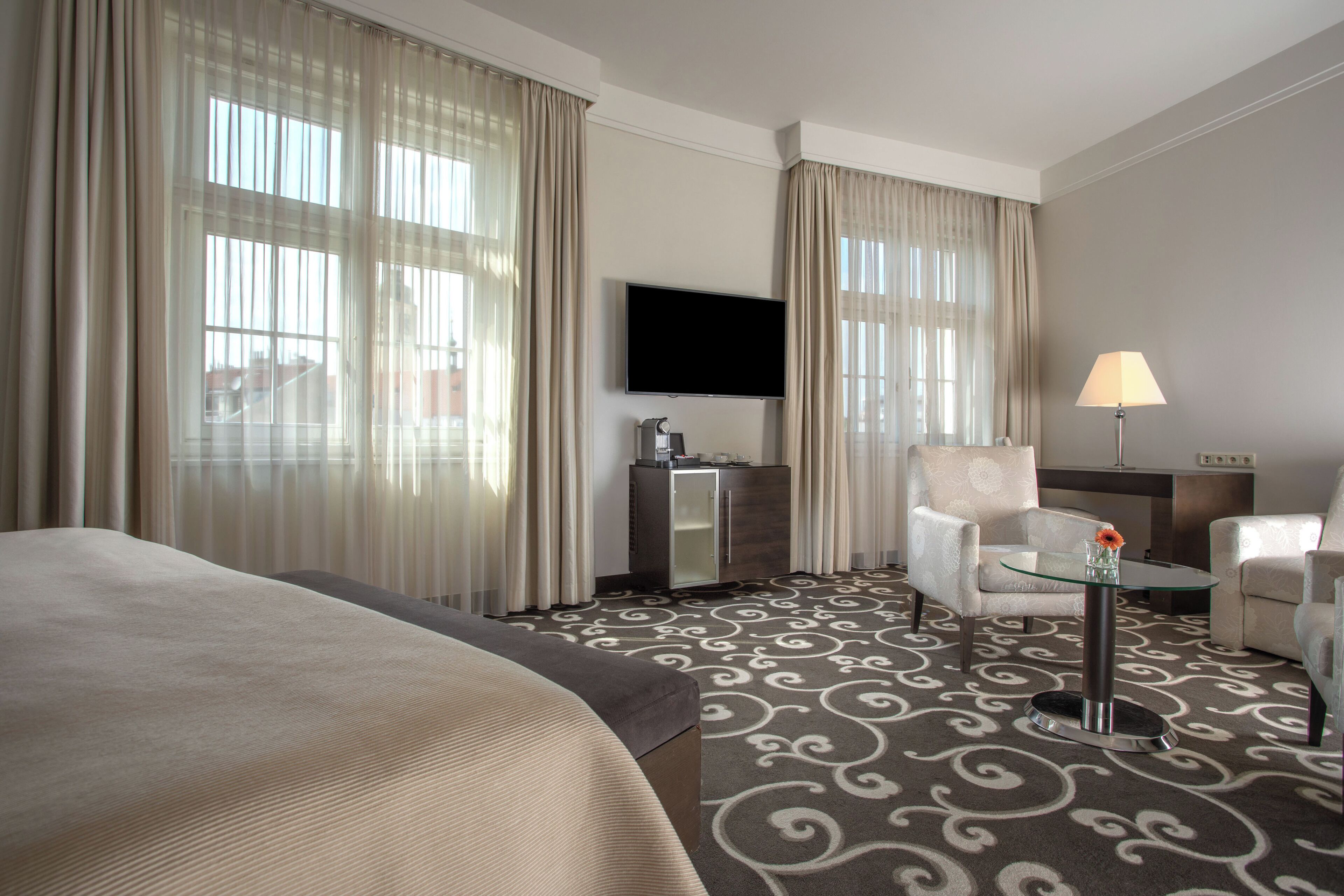 junior suite | in-room safe, desk, blackout curtains, free wifi