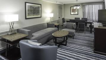 Premium-Suite, 1 King-Bett, Nichtraucher | Wohnbereich