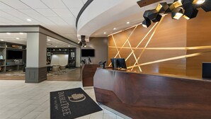 Reception - DoubleTree by Hilton Hotel Wilmington (Wilmington)