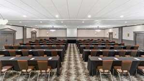 Ballroom - DoubleTree by Hilton Hotel Wilmington (Wilmington)