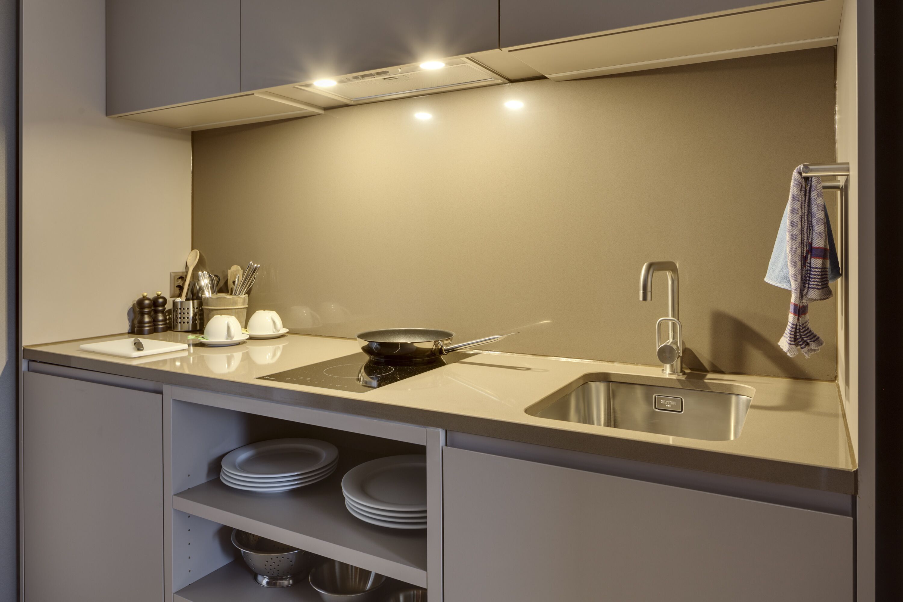 exclusive apartment, 1 bedroom, non smoking, kitchen | premium bedding, down duvets, in-room safe, individually decorated