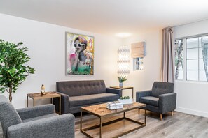 Een 42-inch televisie met kabelzenders