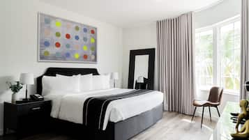 Habitación superior, 1 cama King size | Caja de seguridad en la habitación y insonorización