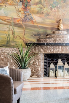 Reception area at Essex House By Clevelander