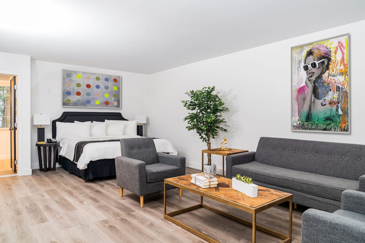 In-room safe, soundproofing, iron/ironing board, free internet