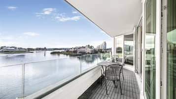 Suite, 2 Bedrooms, Waterfront View | Balcony view